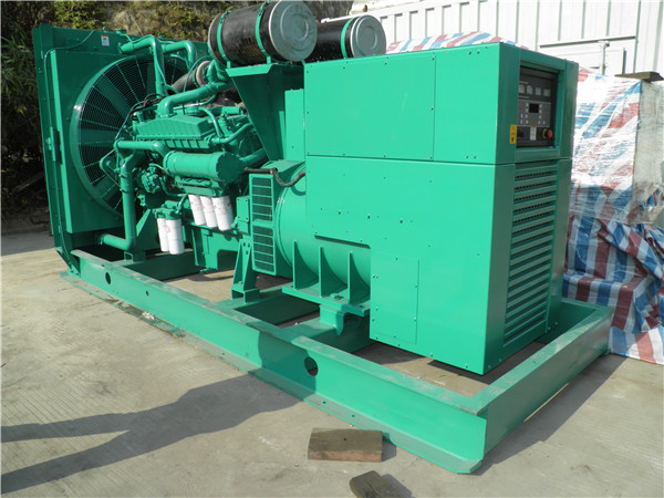 凤山发电车出租-柴油发电机组在使用的过程中应该做好哪些防护工作