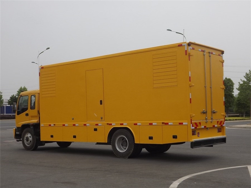 凤山发电车出租- 柴油发电机油箱怎么清洗