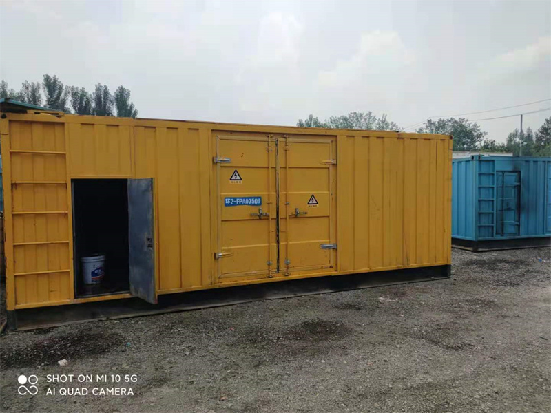 凤山200KW柴油发电机组需要配备什么型号的电缆线？