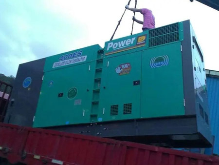 凤山柴油发电机组转速不稳定时，如何对发动机进行维护？