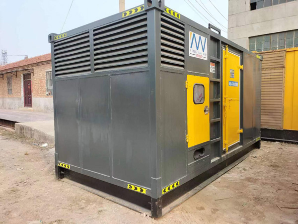 凤山柴油发电机输出电流大小是有什么决定的？