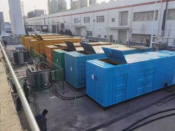 凤山380V和690V电压的电缆线相同吗？