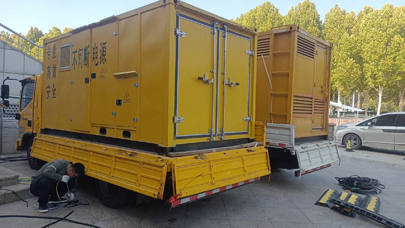 凤山柴油发电机组和UPS电源配合使用时的注意事项