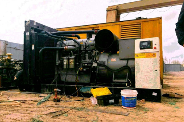 凤山柴油发电机组都有哪几种电压规格？