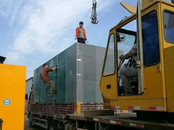 凤山更换水冷式机油散热器密封件的操作流程是怎样的？